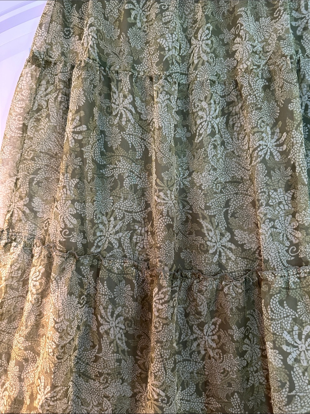 Hillard & Hanson Olive Green Tiered Floral Maxi Skirt size medium boho - Picture 2 of 3